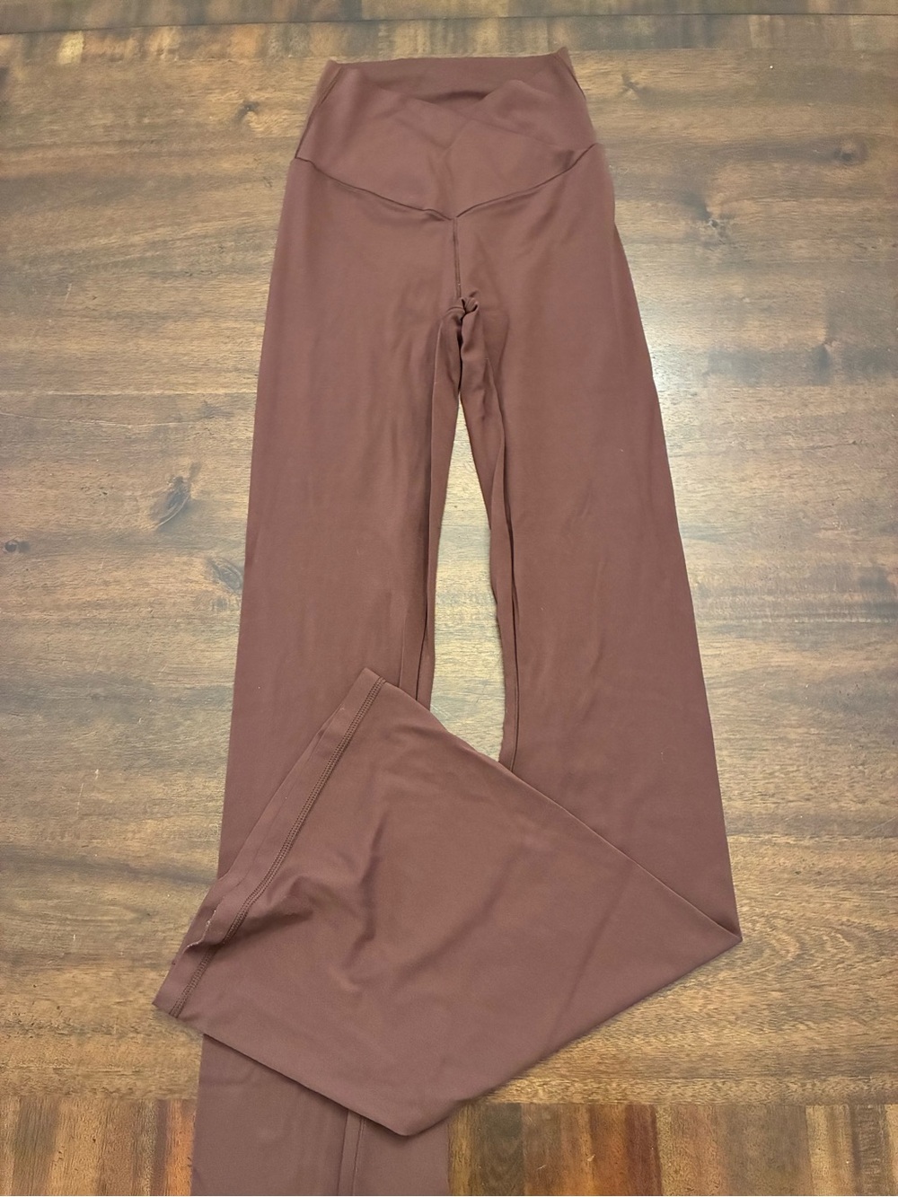 Offline by Aerie Real Me High Waisted Crossover Flare Leggings Brown Small Yoga